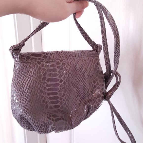 2/$20 Mini Purses Vegan Faux Snake Grey Black - Picture 8 of 10